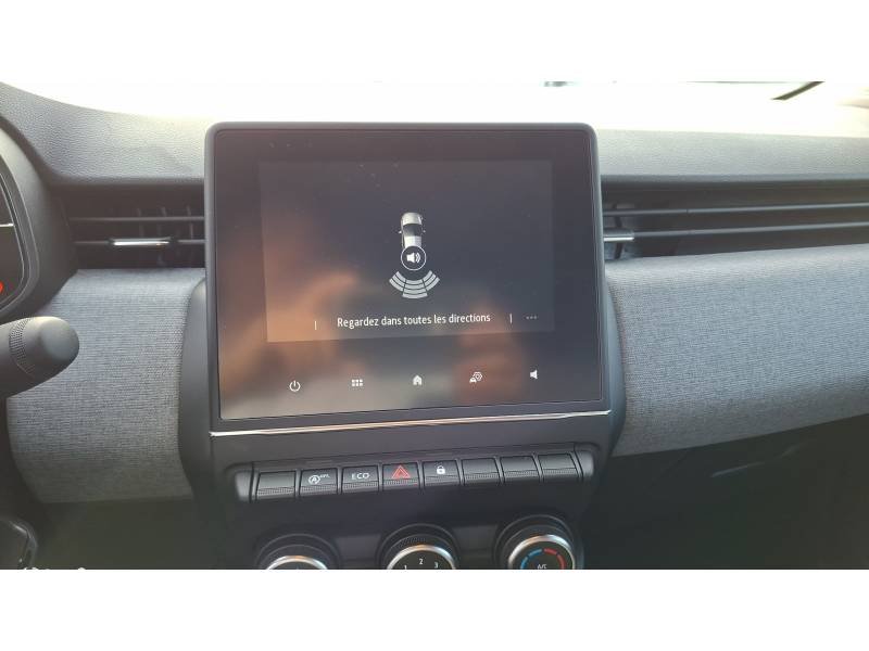 Renault Clio - Photo 25