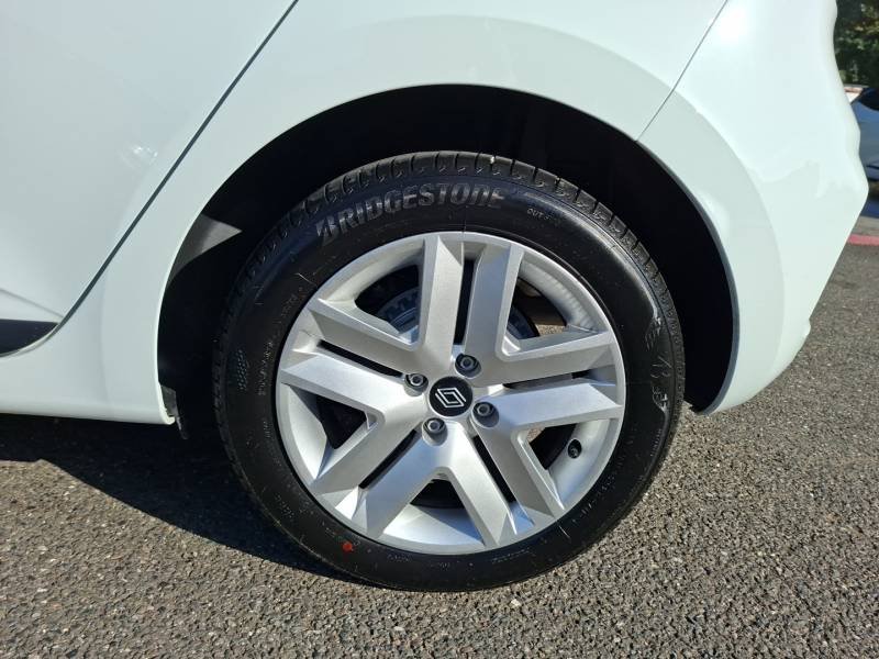 Renault Clio - Photo 21
