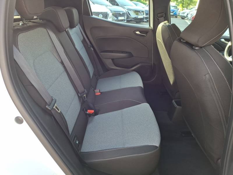 Renault Clio - Photo 25