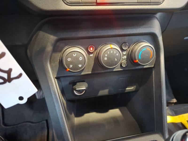 Dacia Sandero - Photo 25