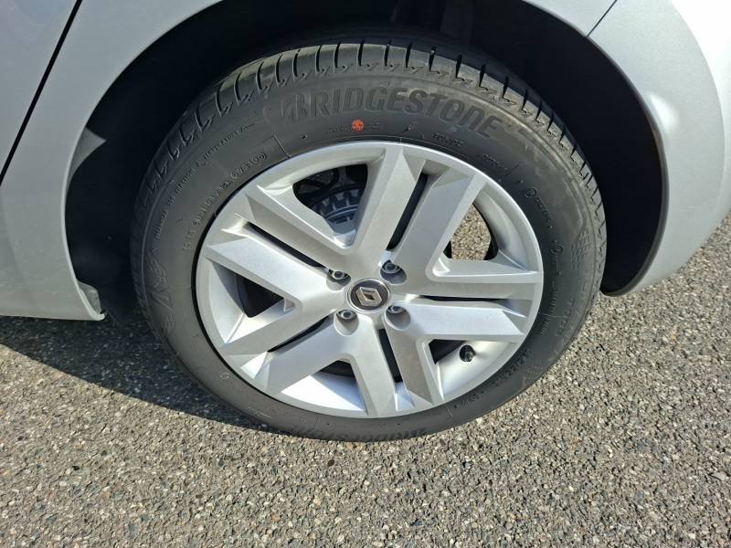 Renault Clio - Photo 15