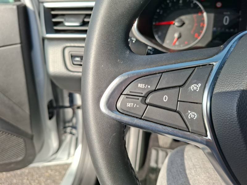 Renault Clio - Photo 24
