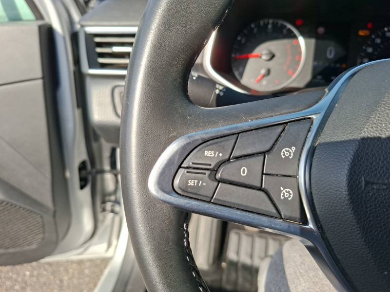 Renault Clio - Photo 24