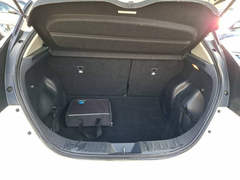 Nissan Leaf - Photo 21