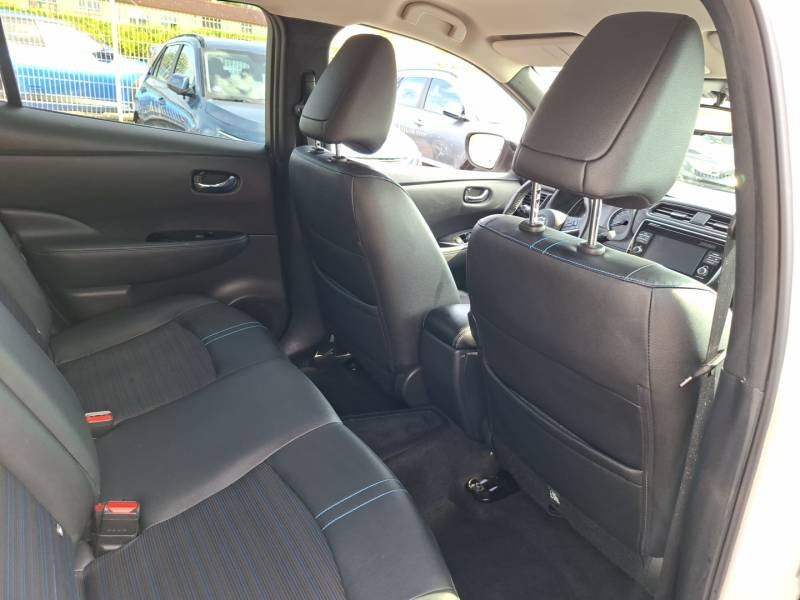 Nissan Leaf - Photo 23