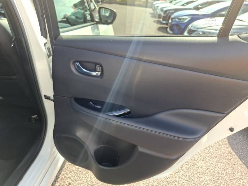 Nissan Leaf - Photo 24