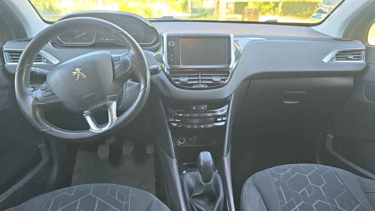 Peugeot 2008 - Photo 11