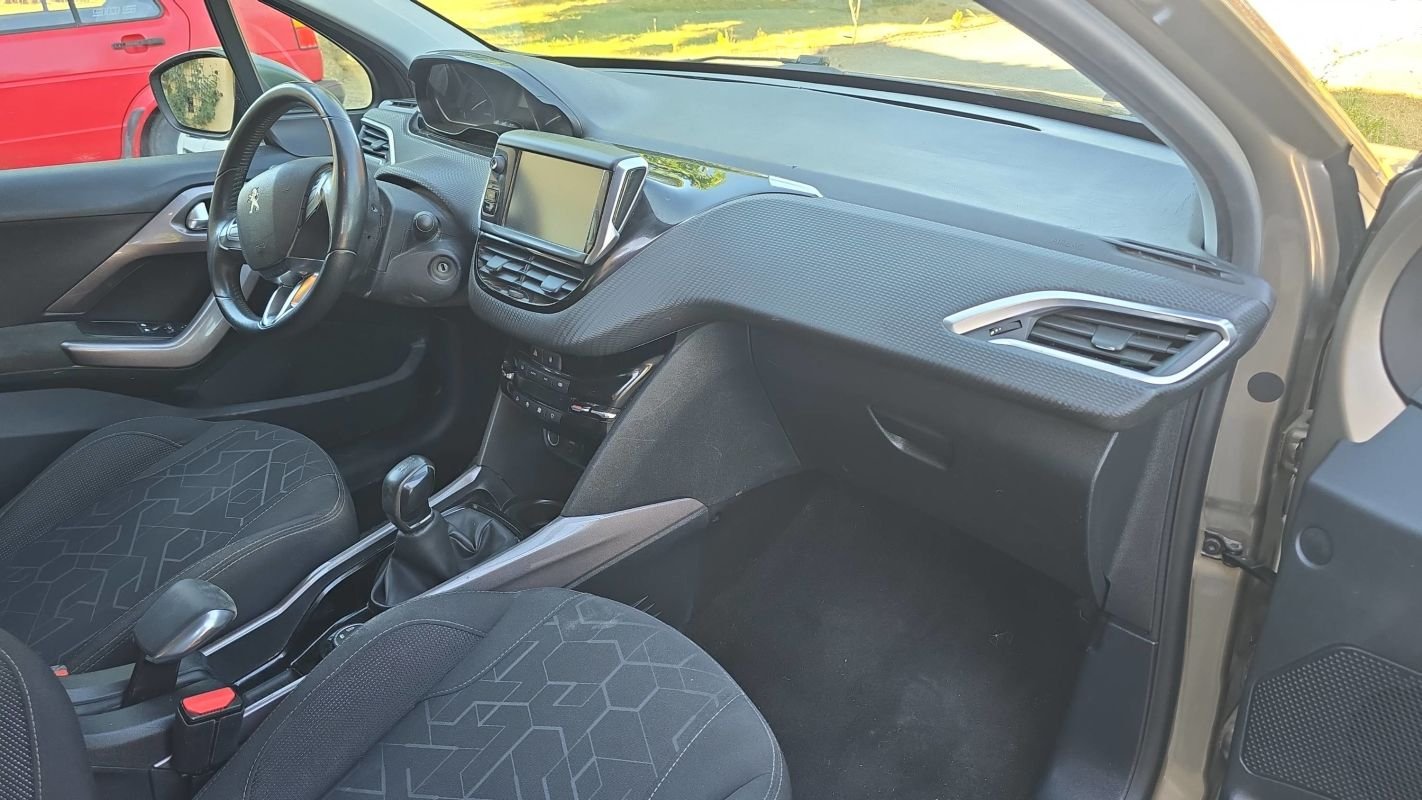 Peugeot 2008 - Photo 10