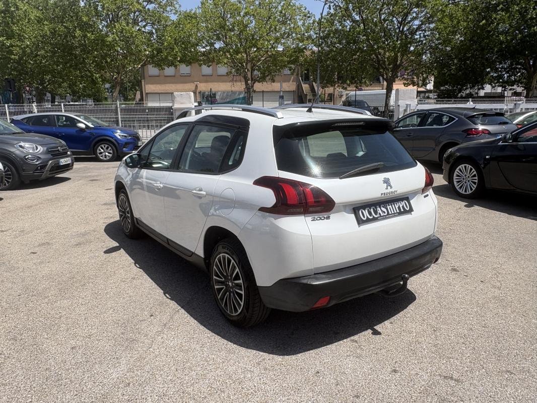 Peugeot 2008 - Photo 4