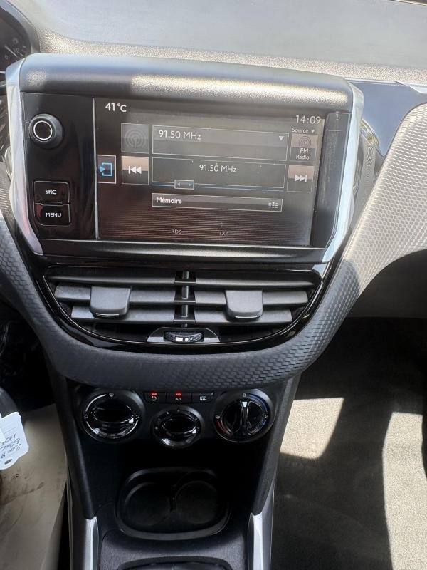 Peugeot 2008 - Photo 8