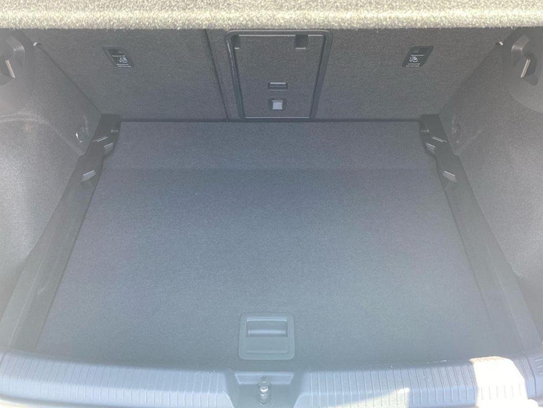 Volkswagen Golf - Photo 31