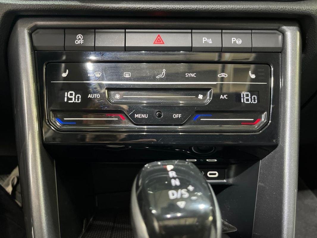 Volkswagen T-Roc - Photo 19