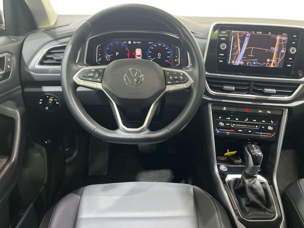 Volkswagen T-Roc - Photo 24