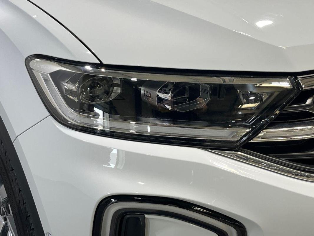 Volkswagen T-Roc - Photo 25
