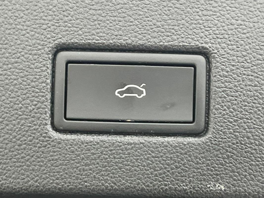 Volkswagen T-Roc - Photo 35