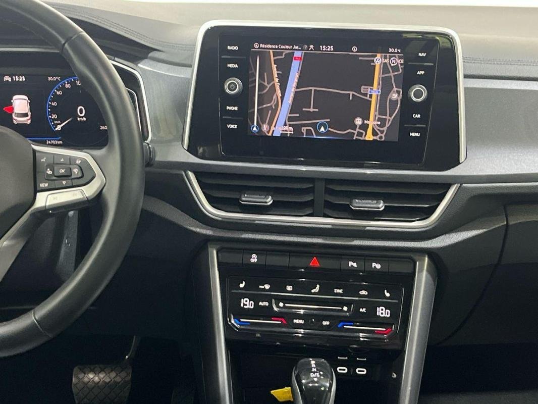 Volkswagen T-Roc - Photo 10