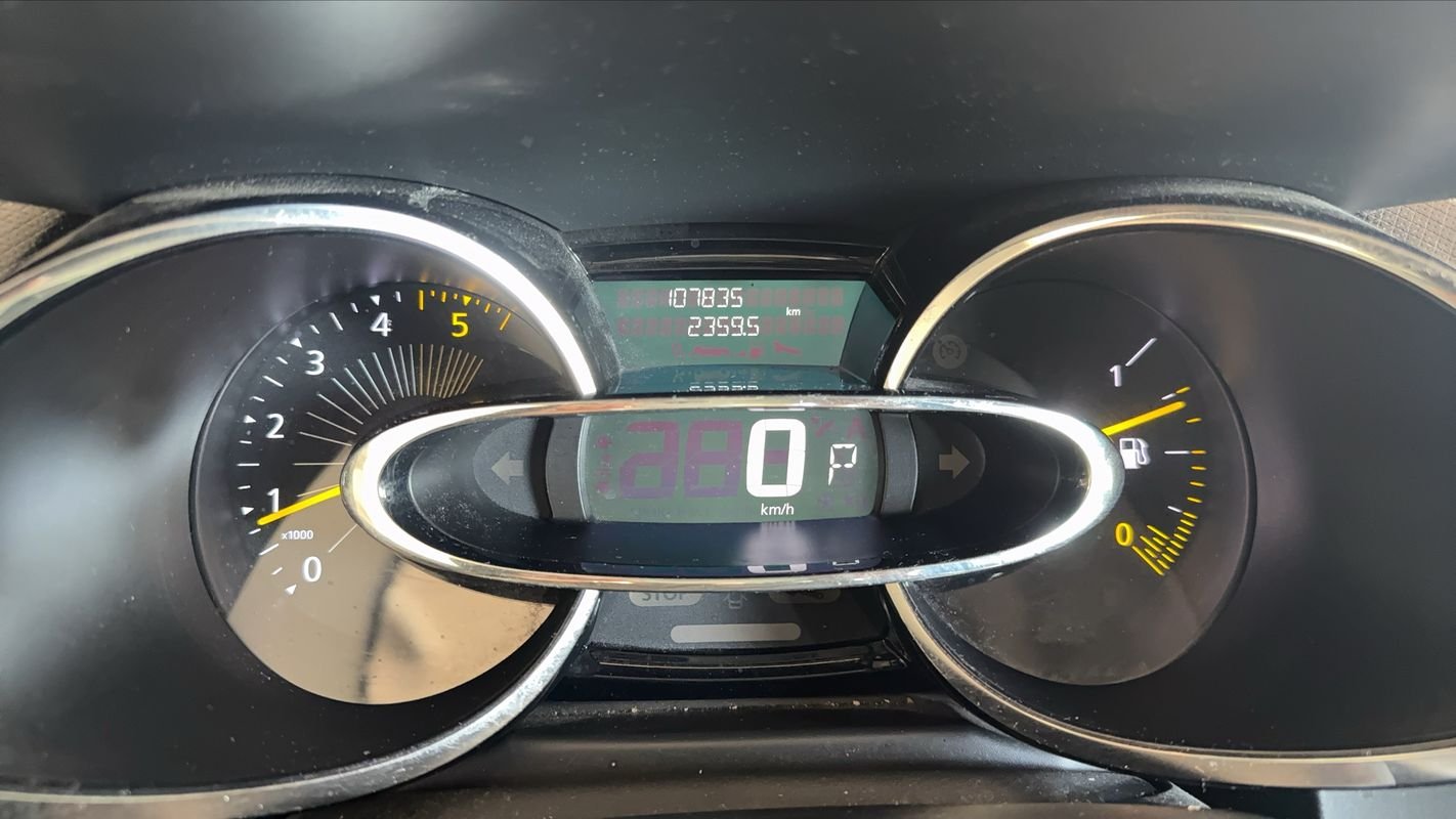 Renault Clio - Photo 12