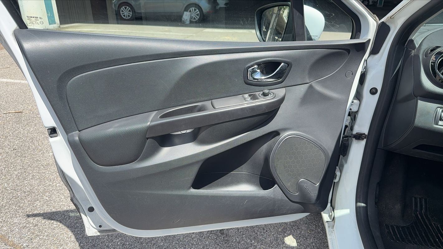 Renault Clio - Photo 7