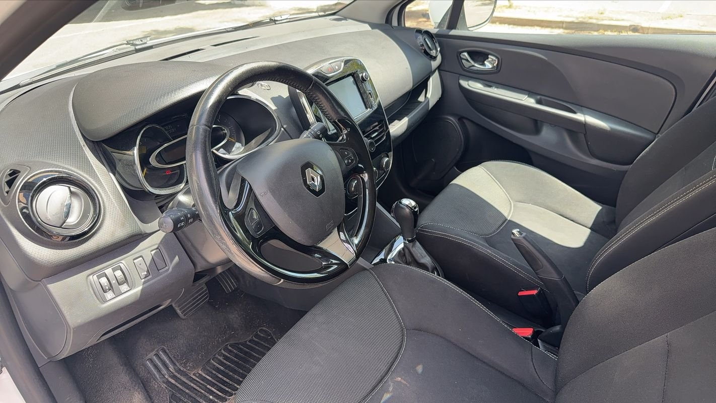 Renault Clio - Photo 8