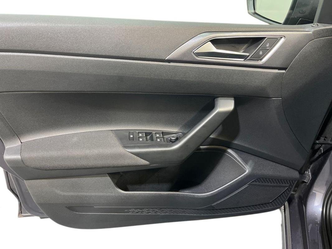 Volkswagen Polo - Photo 15