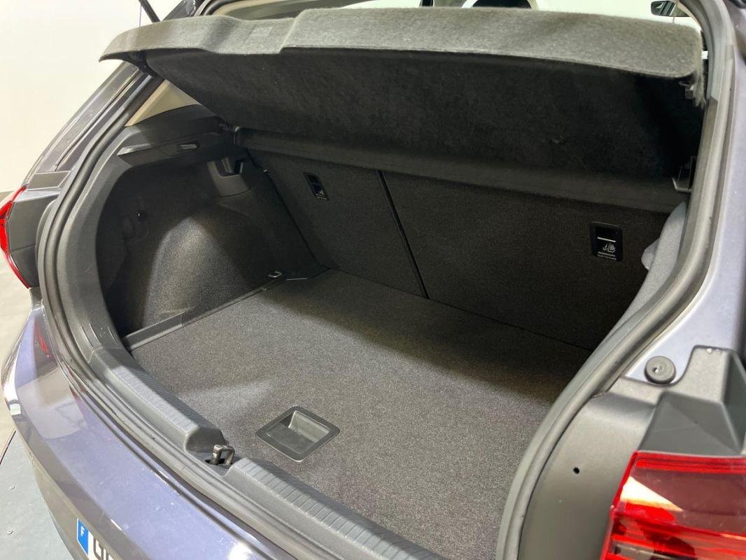Volkswagen Polo - Photo 32
