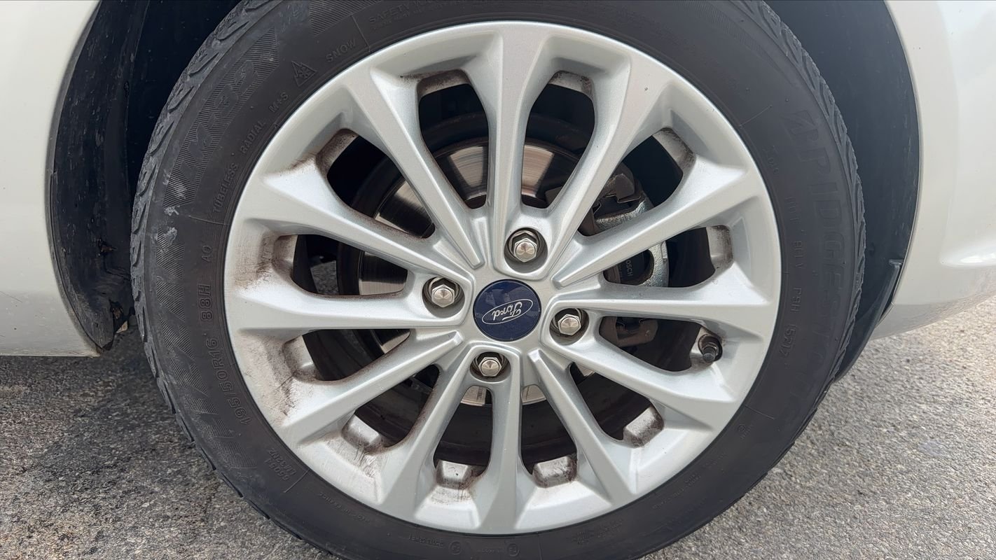 Ford Fiesta - Photo 17