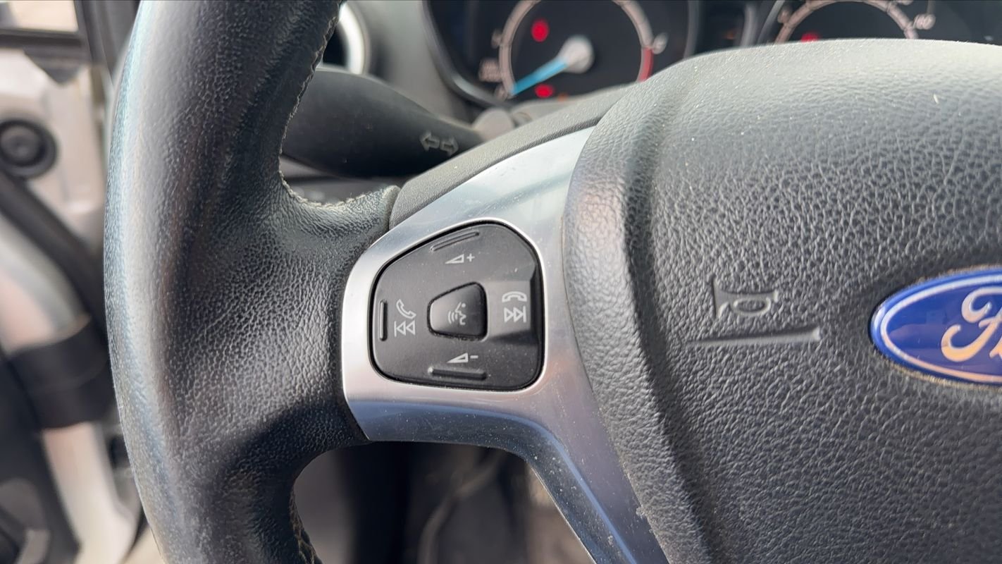 Ford Fiesta - Photo 29