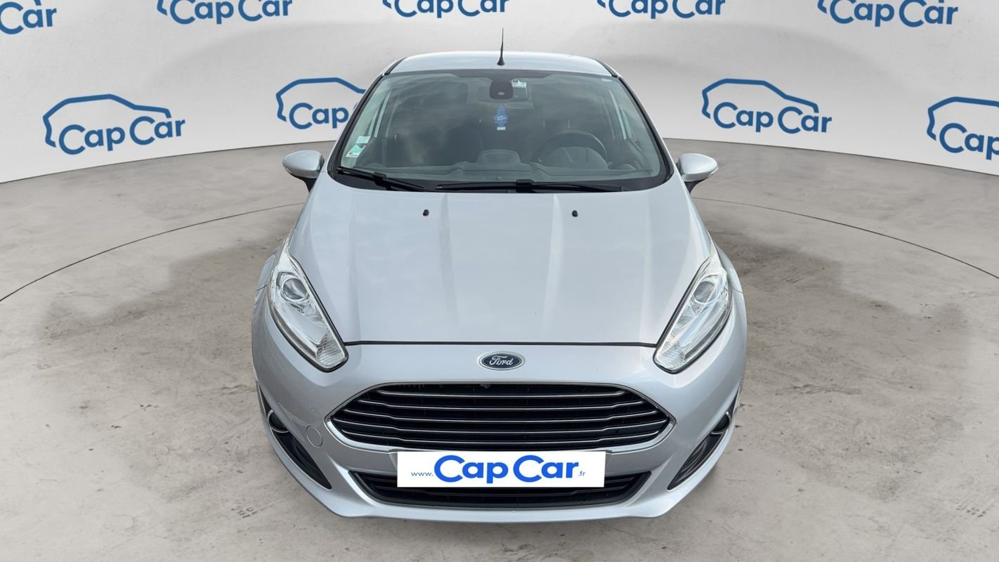 Ford Fiesta - Photo 5