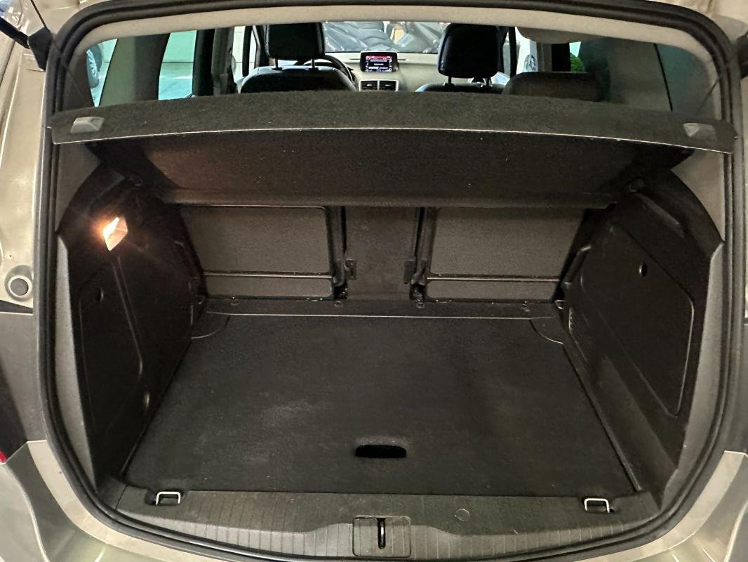 Opel Meriva - Photo 17