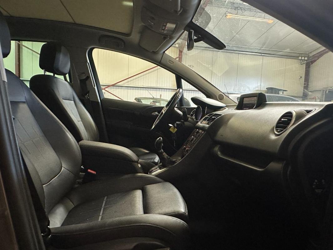Opel Meriva - Photo 10