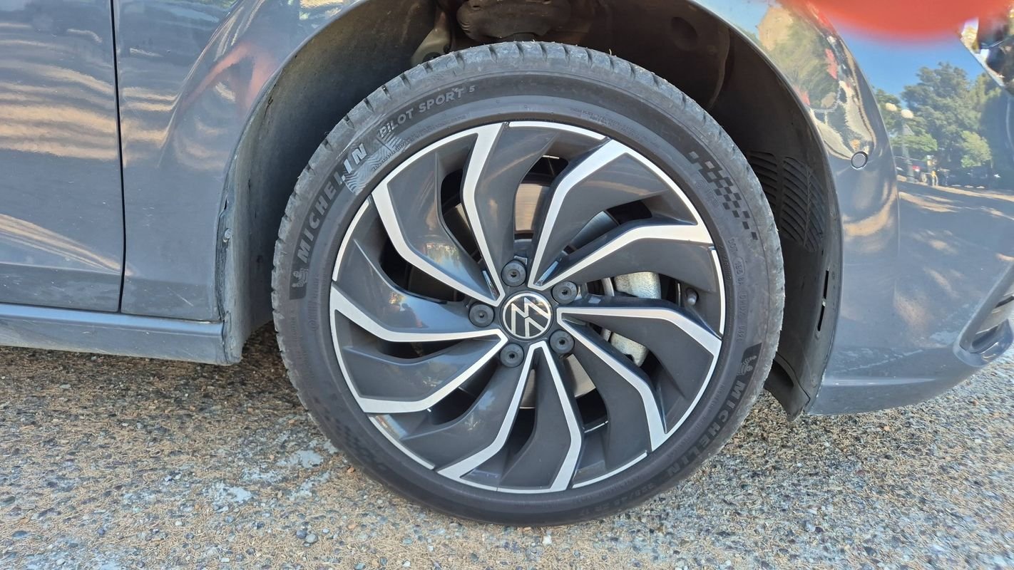 Volkswagen Golf - Photo 17