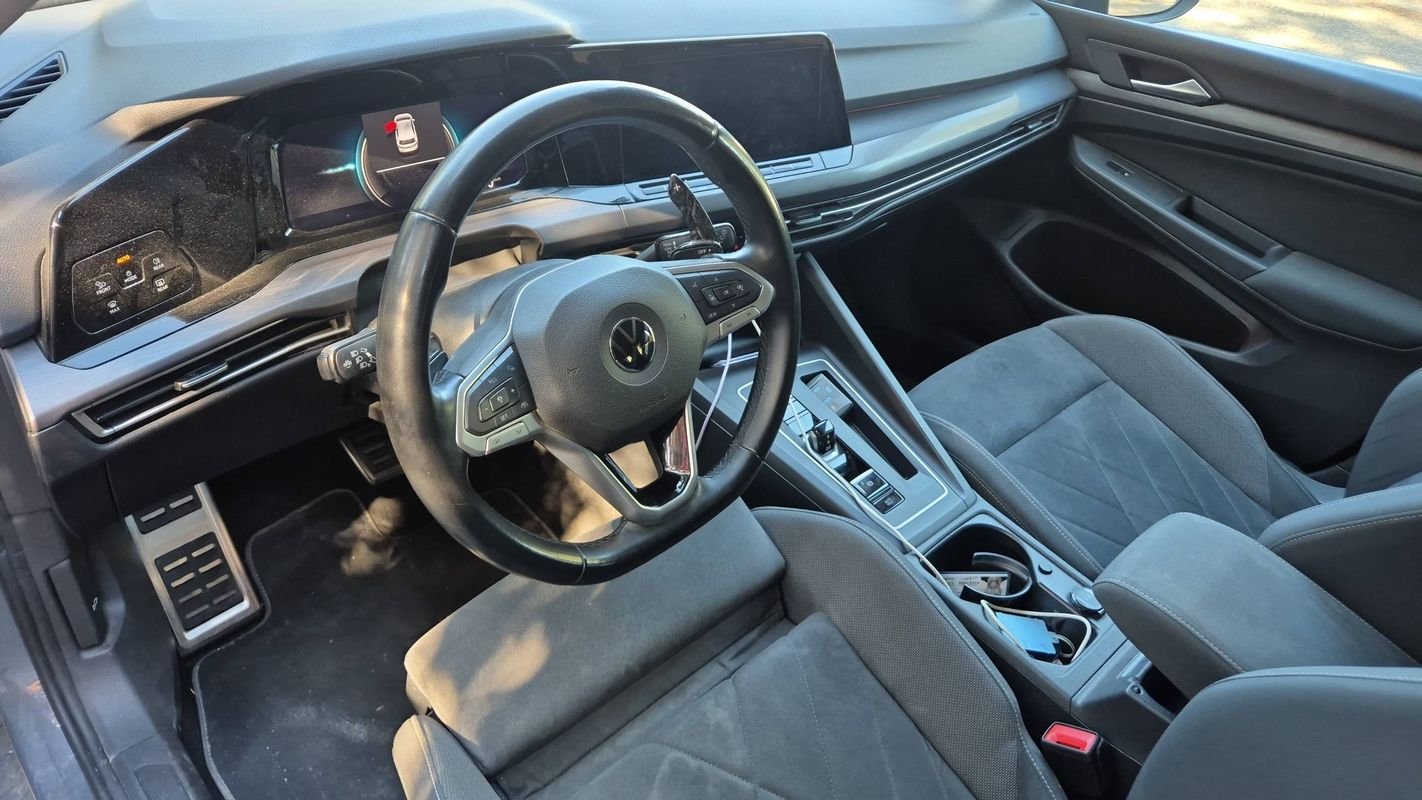 Volkswagen Golf - Photo 8