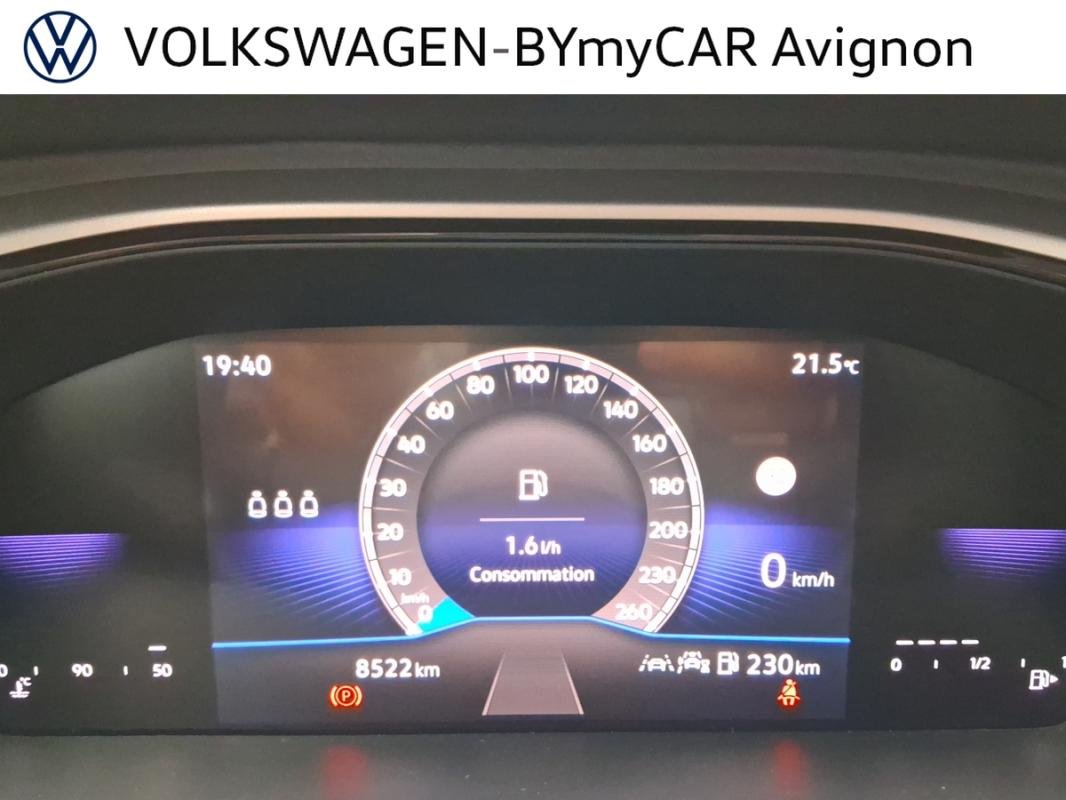 Volkswagen T-Roc - Photo 12