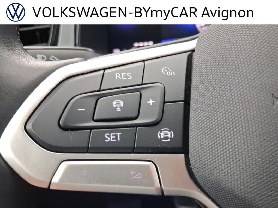 Volkswagen T-Roc - Photo 32