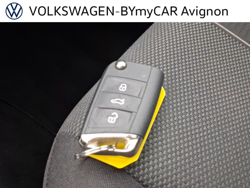 Volkswagen T-Roc - Photo 33