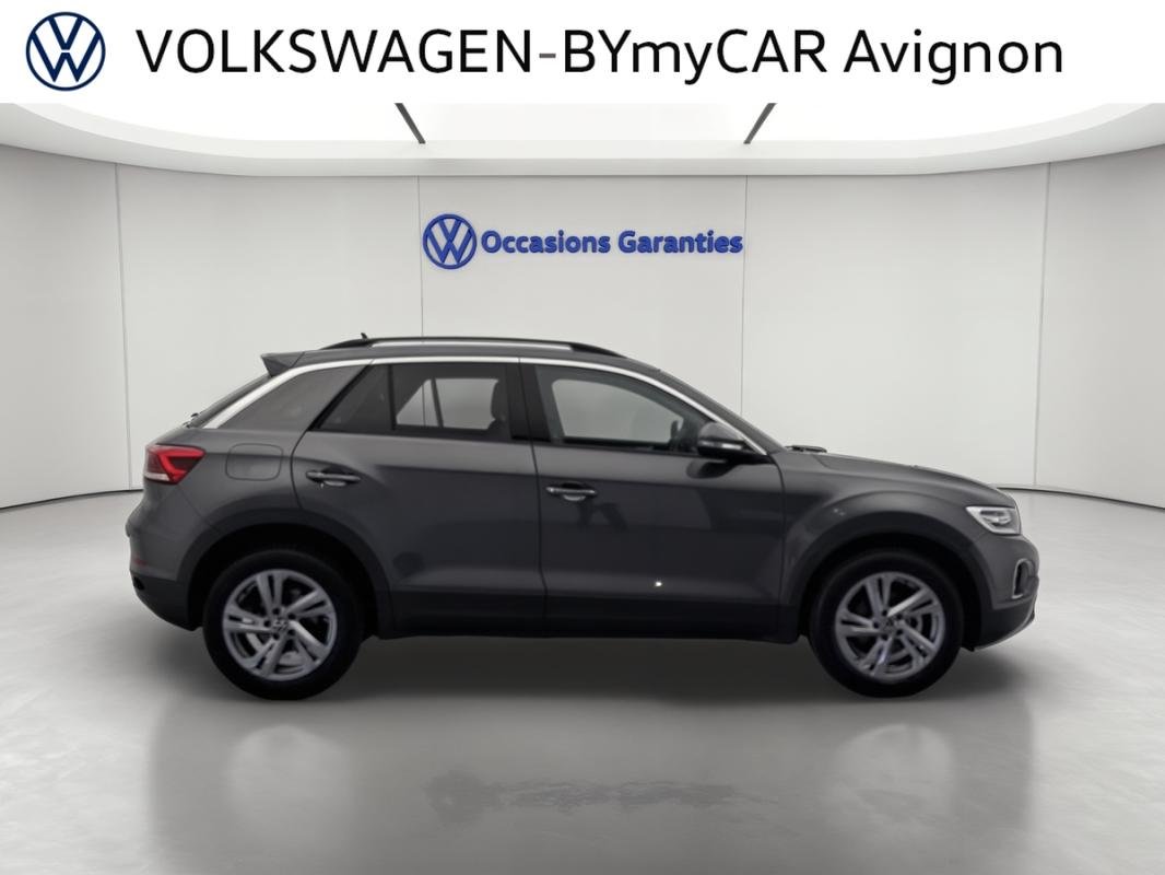 Volkswagen T-Roc - Photo 6