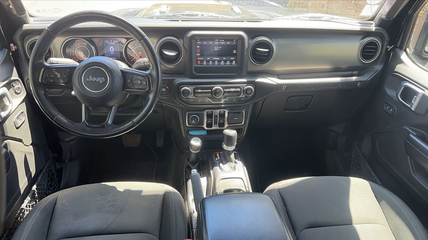 Jeep Wrangler - Photo 11
