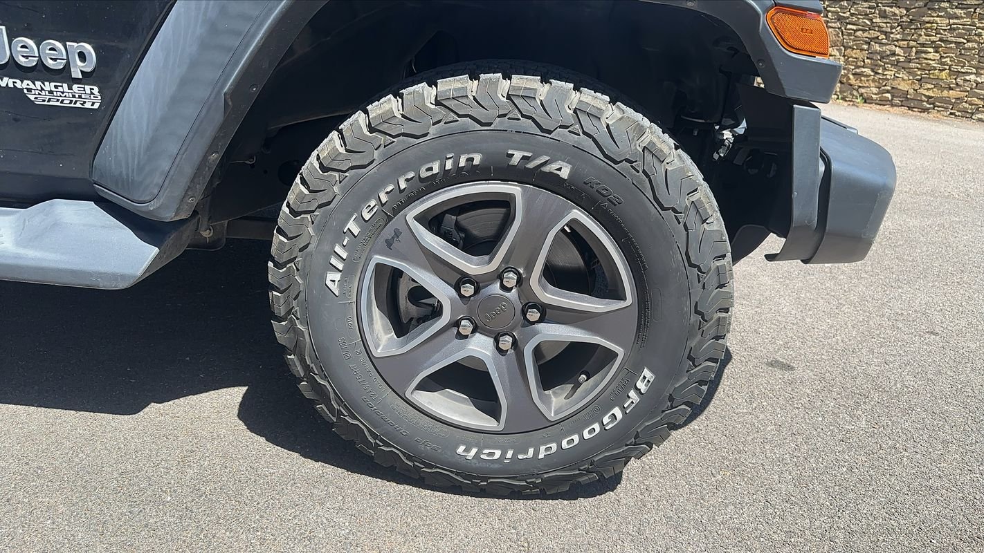 Jeep Wrangler - Photo 17