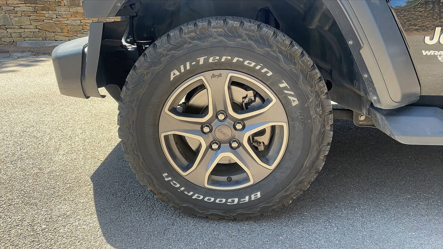 Jeep Wrangler - Photo 18