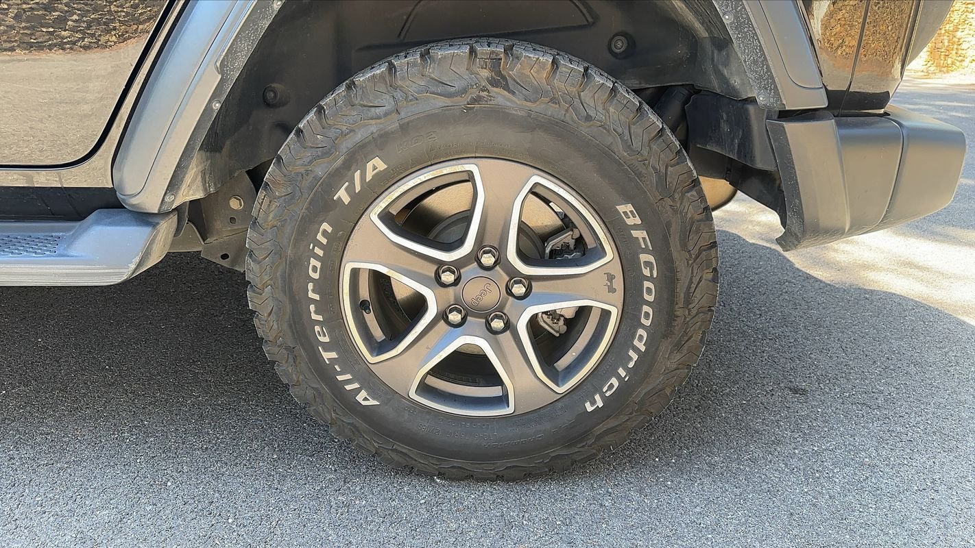 Jeep Wrangler - Photo 19