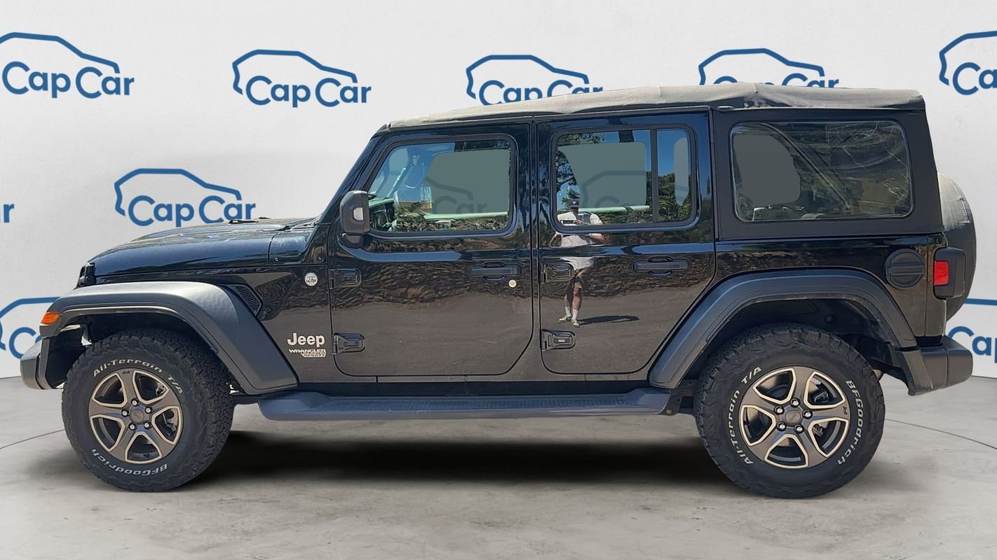 Jeep Wrangler - Photo 2