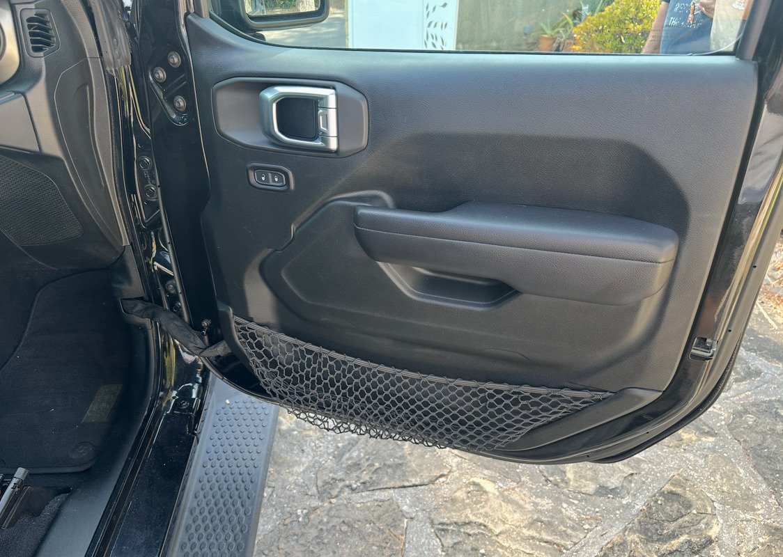 Jeep Wrangler - Photo 24