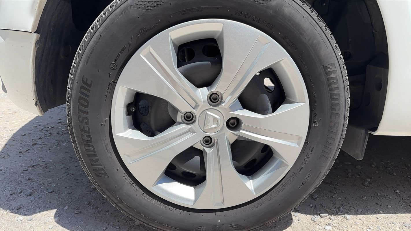 Dacia Sandero - Photo 16