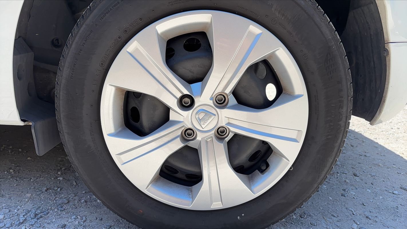 Dacia Sandero - Photo 19