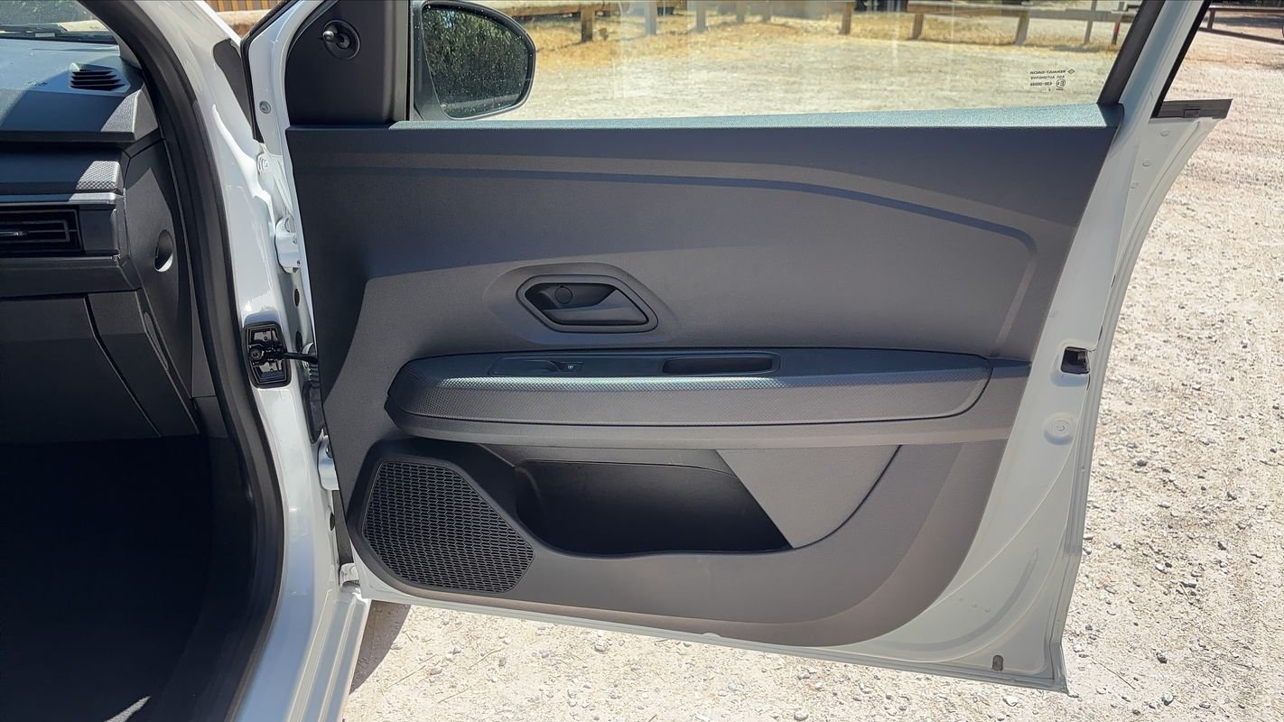 Dacia Sandero - Photo 23