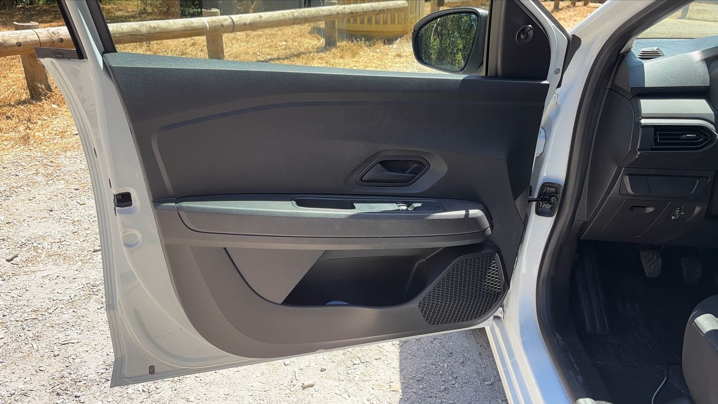 Dacia Sandero - Photo 7