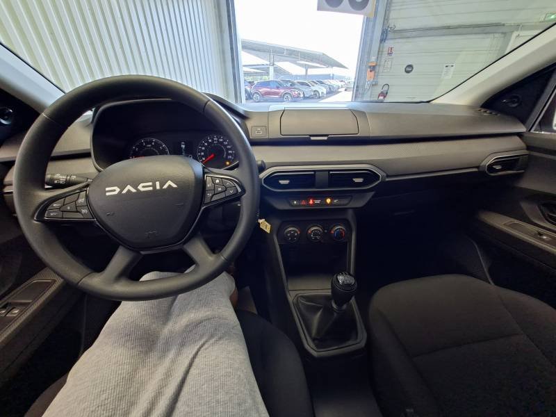 Dacia Sandero - Photo 11