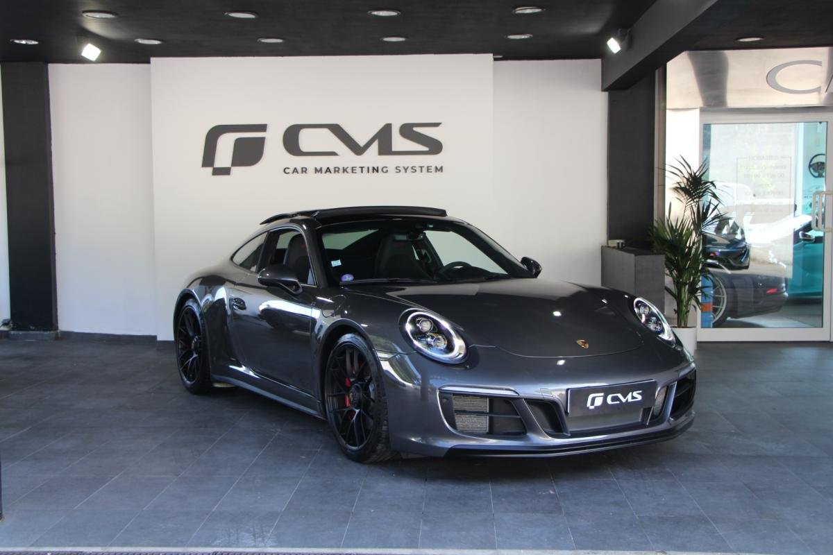 Porsche 911 - Photo 1