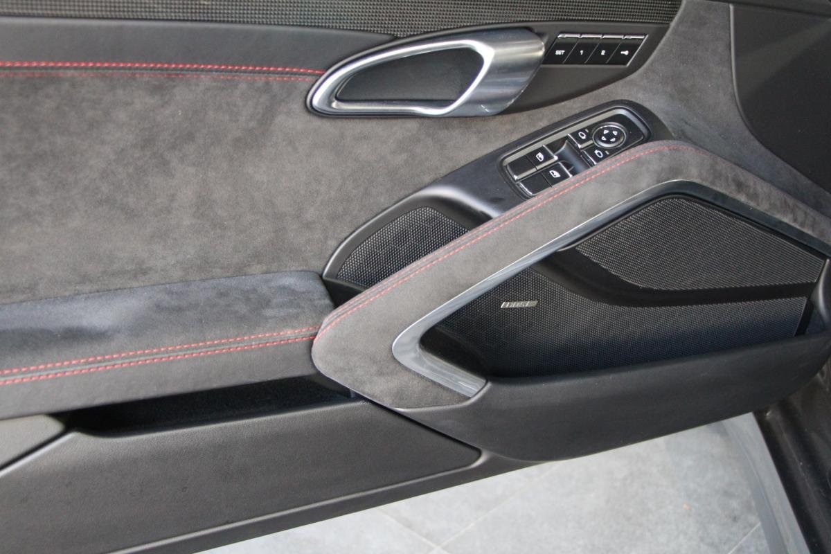 Porsche 911 - Photo 14