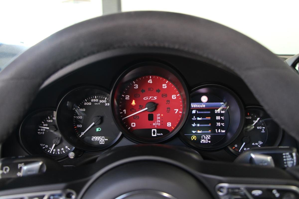 Porsche 911 - Photo 17